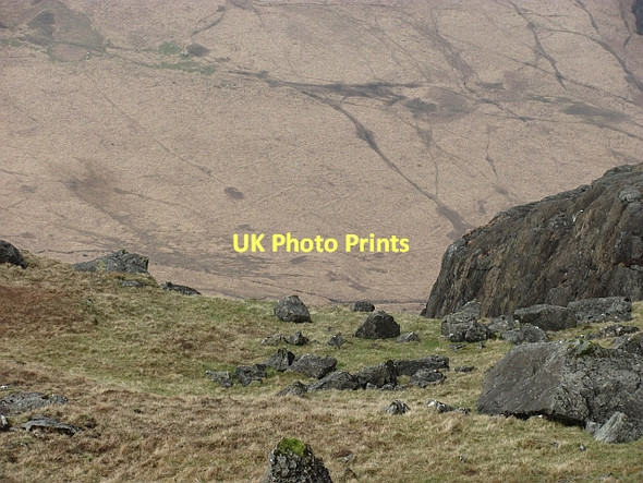 Photo 6"x4" Gabbro crag above L\u00c3\u00b2n B\u00c3\u00a0n Leac an Leathaid c2011