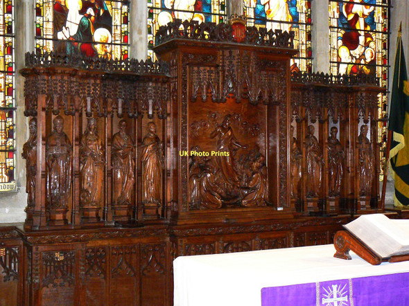 Photo 6"x4" Reredos, St Mary's Church, Cheltenham Cheltenham c2011