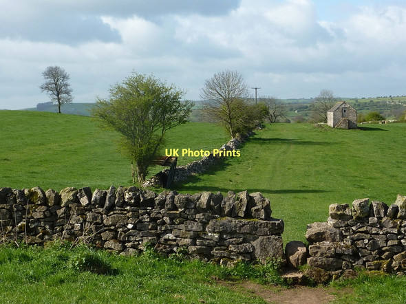 Photo 6"x4" Walled fields and barn Matlock c2011
