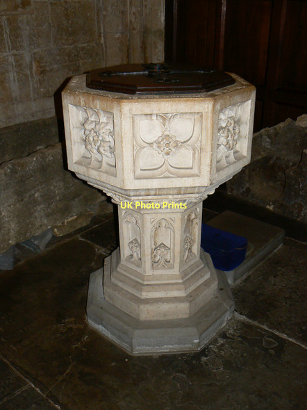 Photo 6"x4" Font, St Mary's Church, Cheltenham Cheltenham c2011