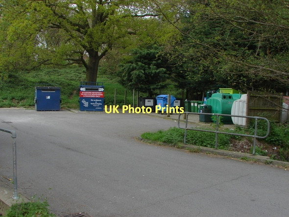 Photo 6"x4" Recycling centre, Balmoral Drive Frimley c2011