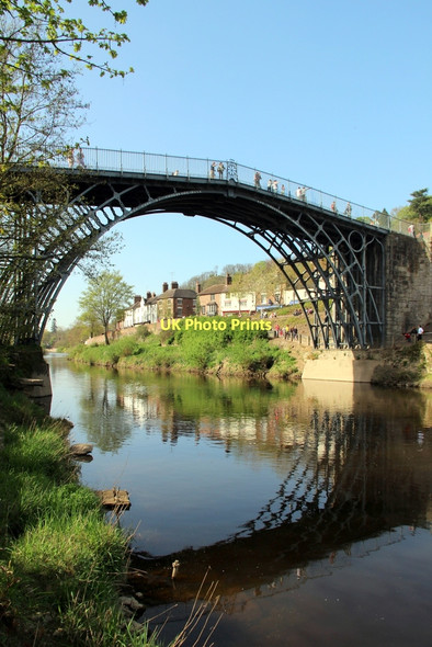 Photo 6"x4" Iron Bridge over Severn Gorge, Shropshire Ironbridge c2011