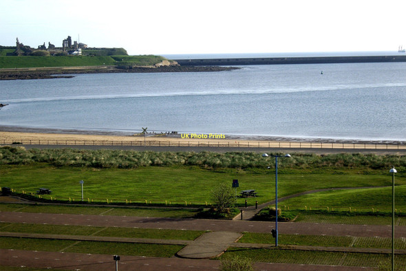 Photo 6"x4" View towards Tynemouth Priory South Shields c2011