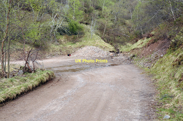 Photo 6"x4" Ford on an estate road in Strath Avon Tomintoul\/NJ1618 c2011