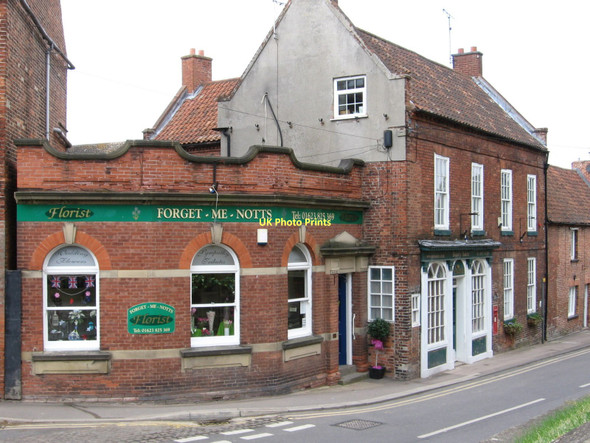 Photo 6"x4" Ollerton - Florists & Old Post House Ollerton\/SK6567 c2011