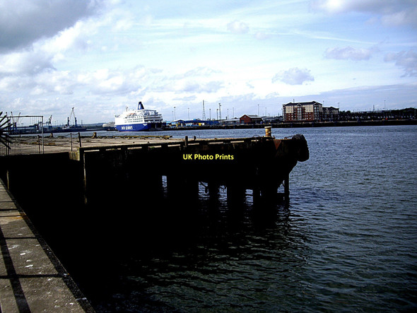 Photo 6"x4" Corporation Quay, Mill-Dam South Shields c2011