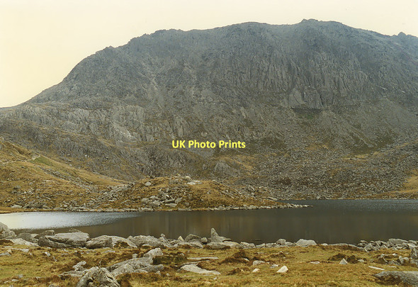 Photo 6"x4" Bristly Ridge and Glyder Fach, from Llyn Bochlwyd Llyn Bochlwyd c1996
