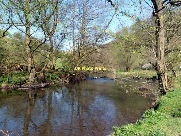 Photo 6"x4" The River Dove  Milldale c2011