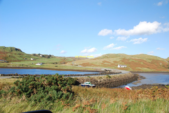 Photo 6"x4" Loch Beag Causeway Bracadale c2010