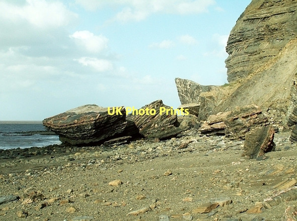 Photo 6"x4" Fallen rocks Blue Anchor\/ST0243 c2007