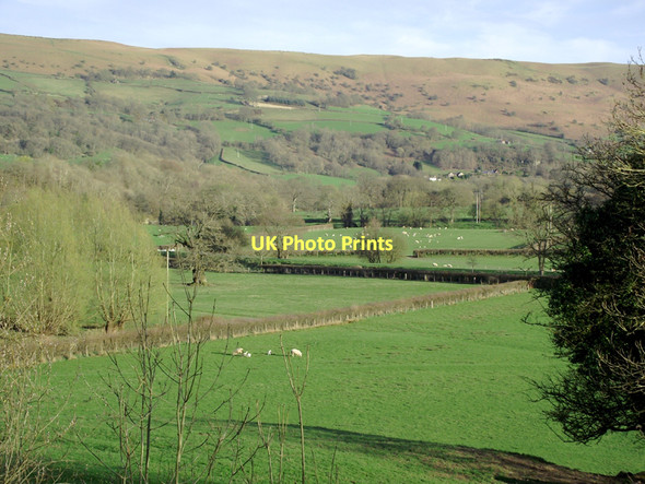 Photo 6"x4" Wye Valley farmland near Builth Wells, Powys Builth Wells\/Llanfair-Ym-Muallt c2011