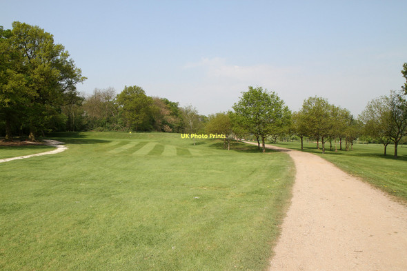 Photo 6"x4" Elstree Golf Course Borehamwood c2011