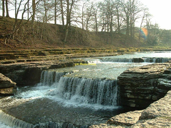 Photo 6"x4" Aysgarth Falls Aysgarth c2003
