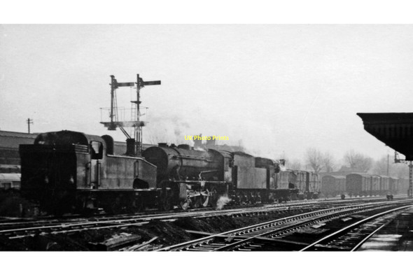 Photo 6"x4" Three light engines from Ferme Park Yard passing Harringay West  Station Hornsey c1959