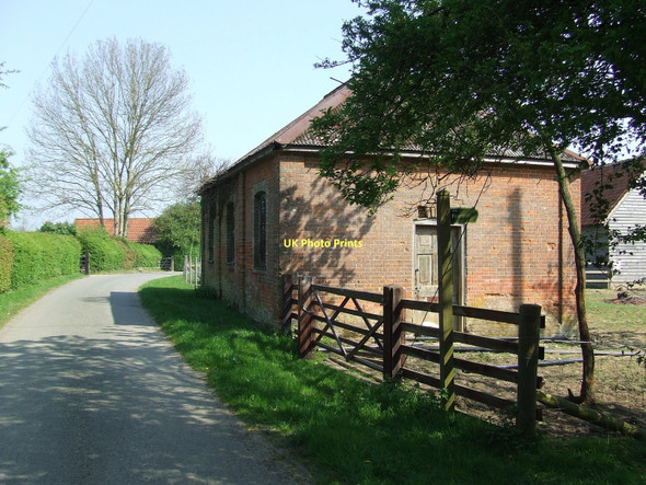Photo 6"x4" Old Building Thorpe Green\/TL9354 c2011