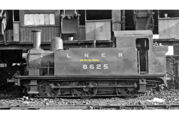 Photo 6"x4" Ex-Great Eastern 0-6-0T at Stratford Locomotive Depot Stratford\/TQ3884 c1946