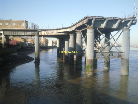 Photo 6"x4" Greenwich Power Station jetty Greenwich\/TQ3977 c2011