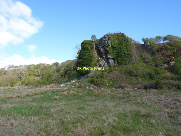 Photo 6"x4" Bell Craig, north of Fintray Bay Millport c2011