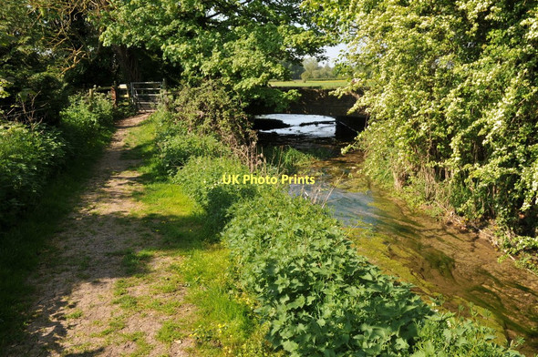 Photo 6"x4" The Thames at Ewen Ewen c2011