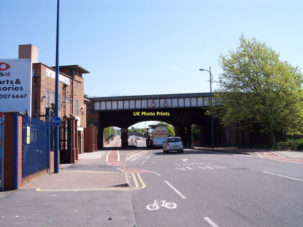 Photo 6"x4" Narrow arched railway bridge over Boundary Street Bootle\/SJ3394 c2011