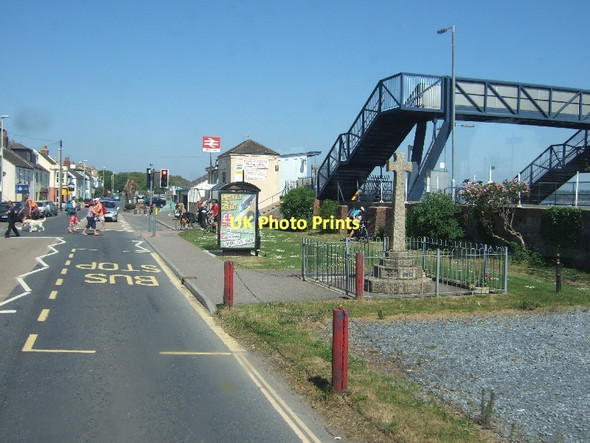 Photo 6"x4" Starcross; war memorial and railway station Starcross c2011