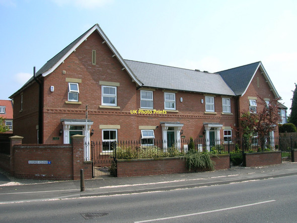 Photo 6"x4" Town houses, Strensall Road, Earswick Earswick c2011