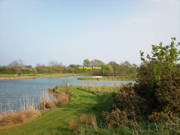 Photo 6"x4" Allerthorpe Lakeland Park fishing lake Allerthorpe c2011
