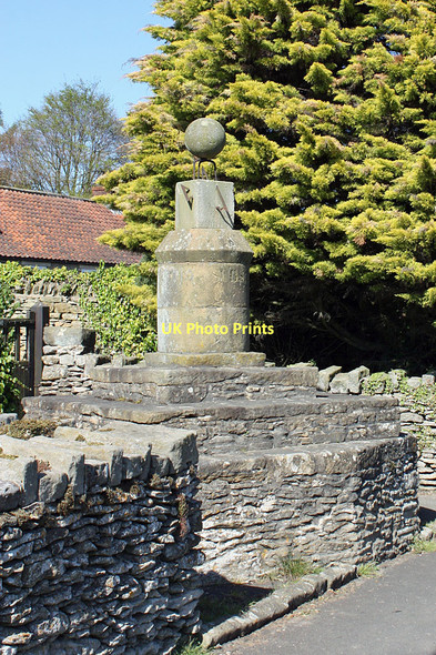 Photo 6"x4" Grade II listed sundial, Main Street, Gillamoor Gillamoor c2011