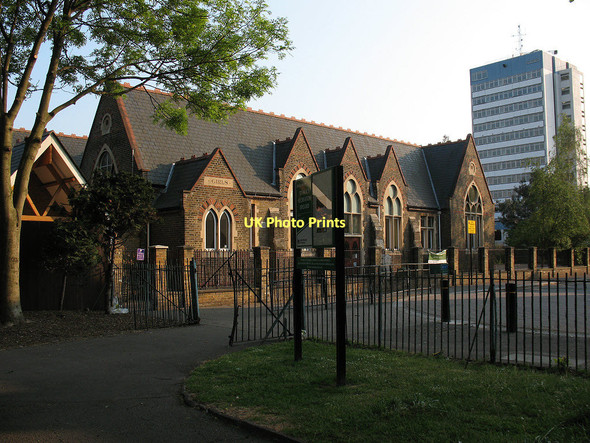 Photo 6"x4" St Paul's school, Brentford Brentford c2011