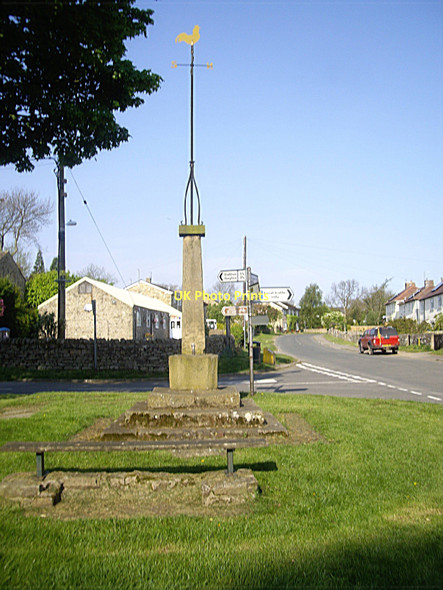 Photo 6"x4" Market Cross, Newsham Newsham\/NZ1010 c2011