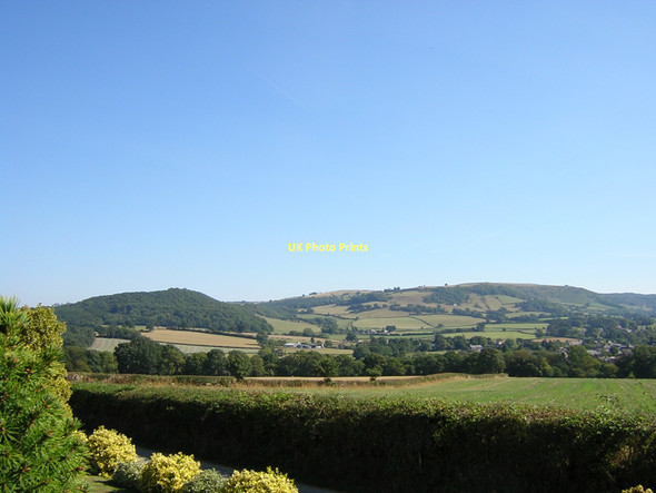 Photo 6"x4" Mousecastle and Cusop Hill near Hay-on-Wye Hay-on-Wye\/Y Gelli Gandryll c2003