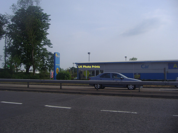 Photo 6"x4" Car wash on A41, Garston Watford\/TQ1097 c2011