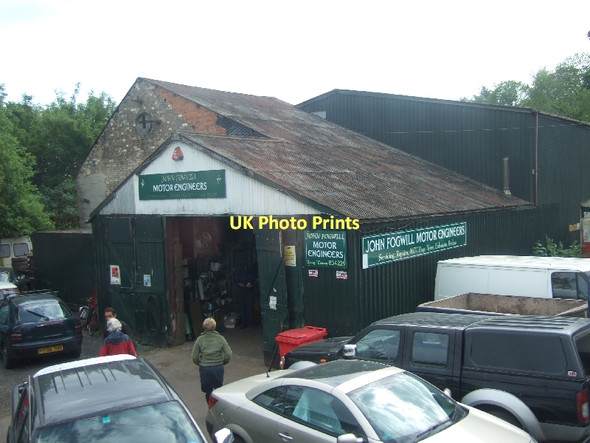 Photo 6"x4" Motor Engineers, Bovey Tracey Bovey Tracey c2011