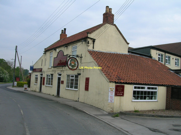 Photo 6"x4" The Royal Oak, Hirst Courtney Hirst Courtney c2011