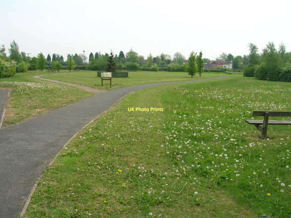 Photo 6"x4" Park, West Haddlesey Chapel Haddlesey c2011