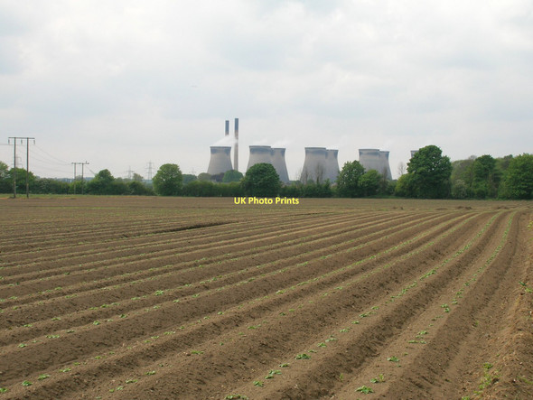 Photo 6"x4" Potato crop off Sutton Lane Knottingley c2011