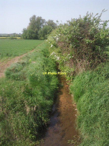 Photo 6"x4" Stream  alongside the Torpel Way Bainton\/TF0906 c2011