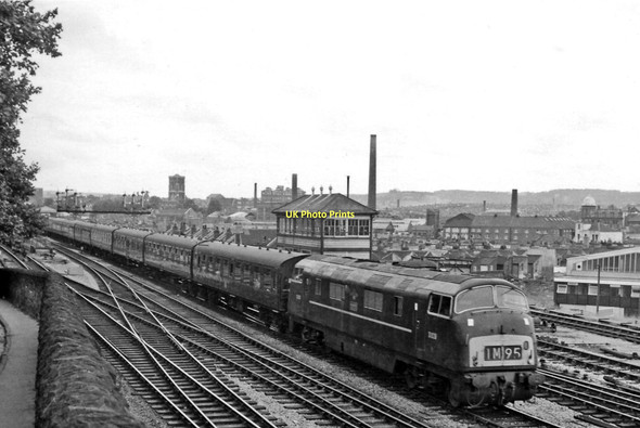 Photo 6"x4" Up Diesel-hauled West-North express passing Bedminster Bedminster c1963