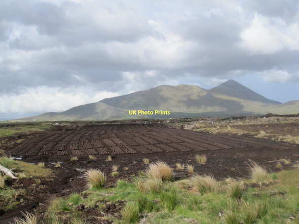 Photo 6"x4" Cut turf, Bunowen valley Cregganbaun c2011