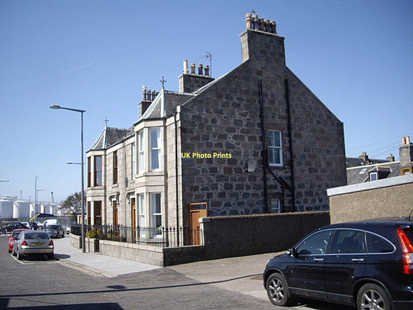 Photo 6"x4" Semi-detached houses on New Pier road, Footdee Torry\/NJ9505 c2011