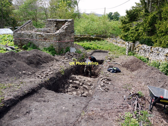 Photo 6"x4" Archaeological excavation at Westgate 'Castle' Westgate\/NY9038 c2011