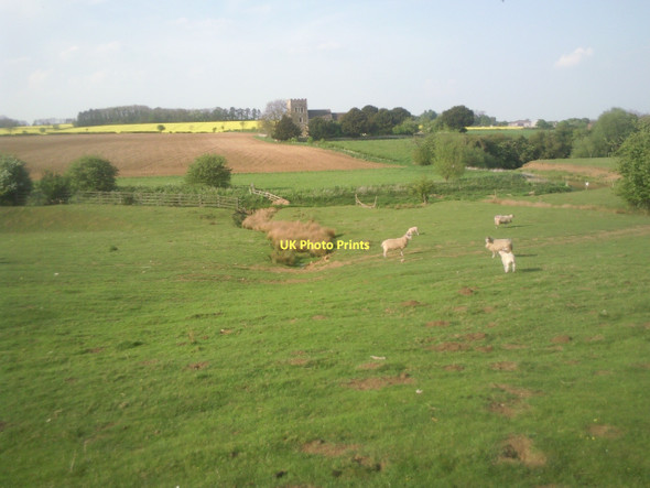Photo 6"x4" Rural view towards Tixover Church Tixover c2011