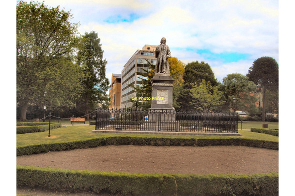 Photo 6"x4" Monument to Isaac Watts Southampton c2011