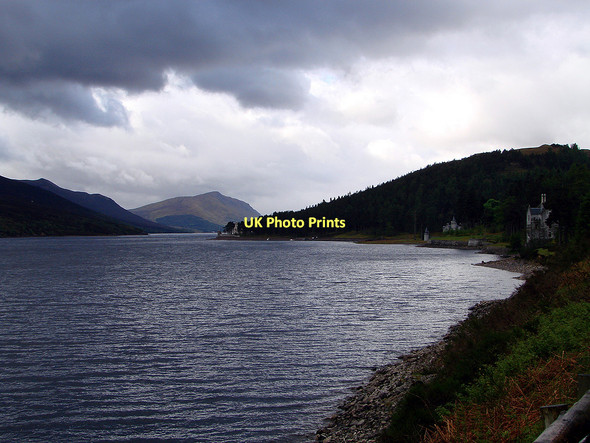 Photo 6"x4" Loch Ericht Ben Alder Lodge c2011