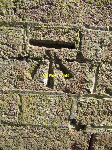 Photo 6"x4" Benchmark on Hungerford rail bridge Hungerford\/SU3368 c2011