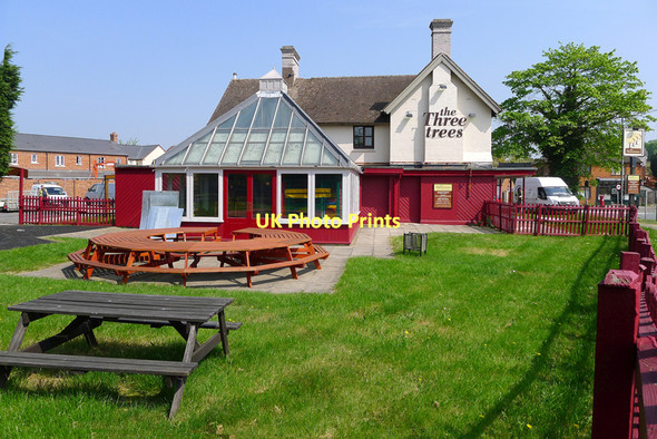 Photo 6"x4" The Three Trees, Bletchley Bletchley\/SP8634 c2011