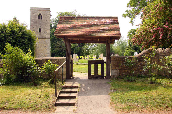 Photo 6"x4" Lych gate to St Bartholomew Church Holton\/SP6006 c2011