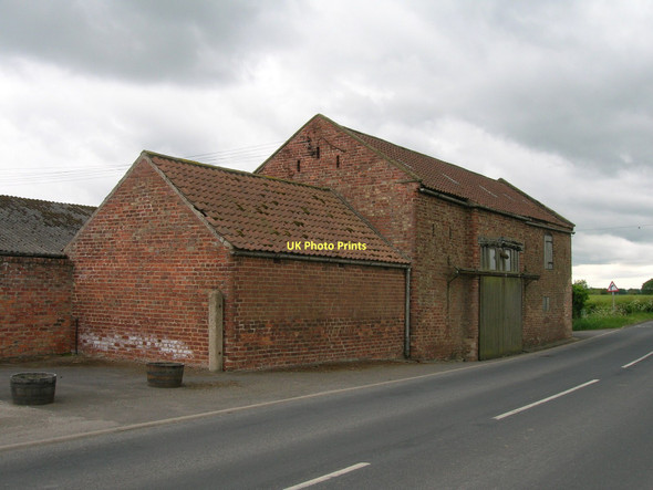 Photo 6"x4" Woodbine Grange Farm Nun Appleton c2011