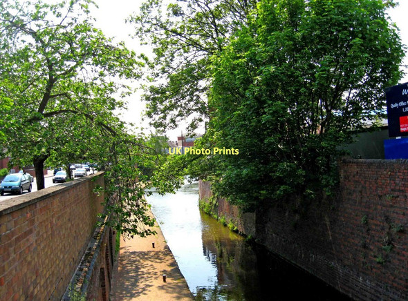 Photo 6"x4" Worcester & Birmingham Canal adjacent to Commandery Road, Worcester Worcester c2011