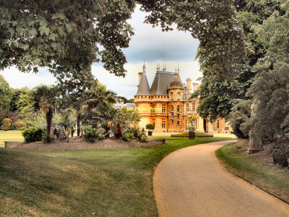 Photo 6"x4" Waddesdon Manor Waddesdon c2011